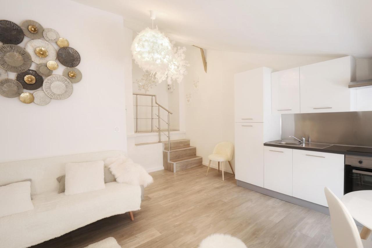 Appartements Premium En Hyper Centre Ville Brignoles Exterior photo