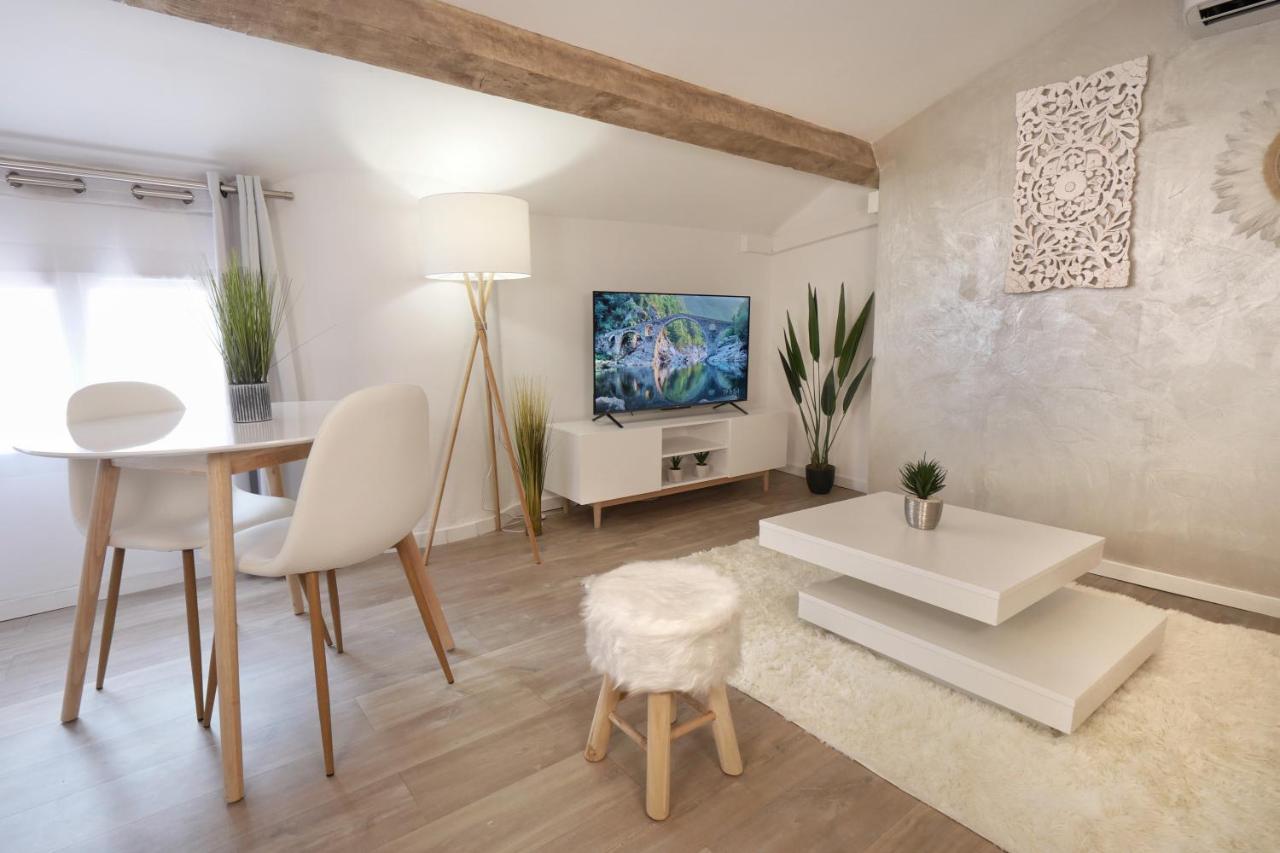 Appartements Premium En Hyper Centre Ville Brignoles Exterior photo